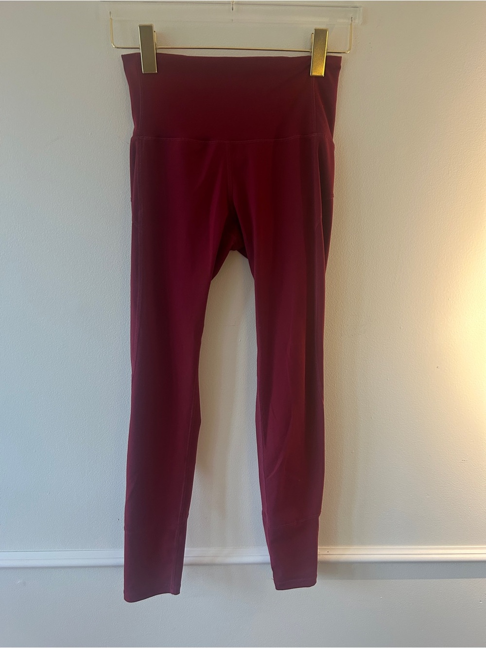 Lululemon Burgundy Cropped Leggings โข Size Small